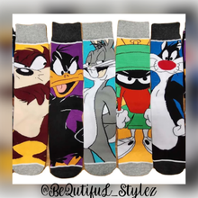 Load image into Gallery viewer, Looney Tune Socks
